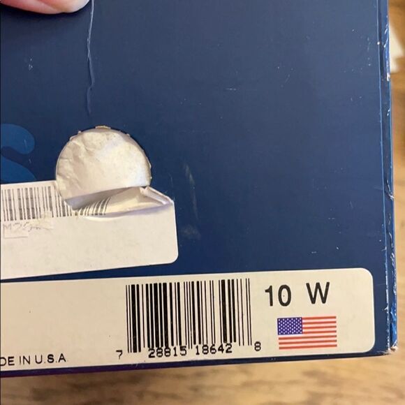 SAS LIGHT BROWN LEATHER SNEAKERS.  NEW - Picture 11 of 13